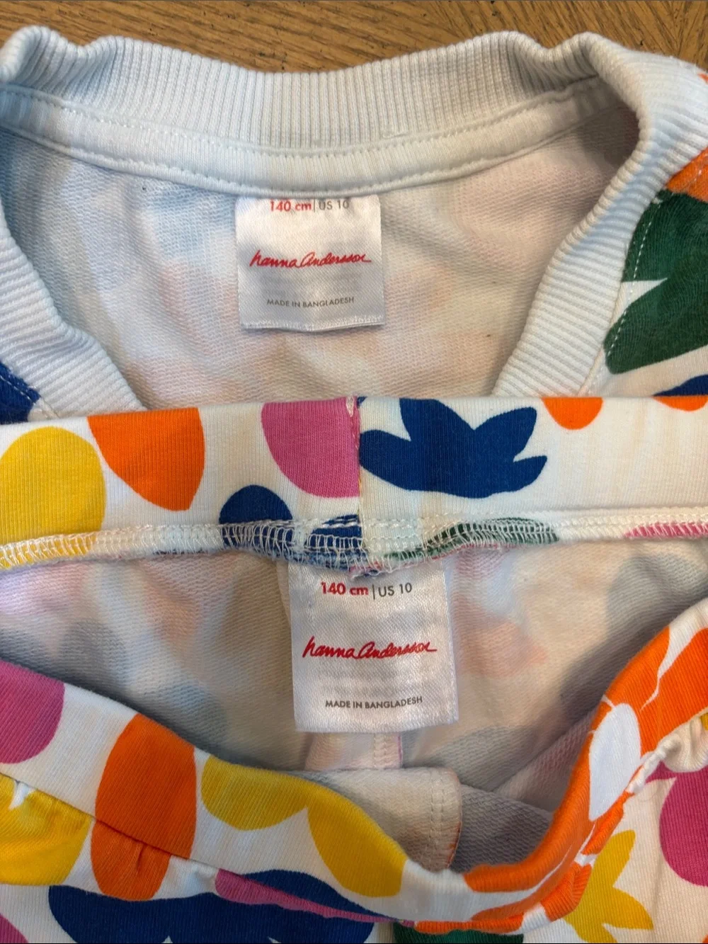 Hanna Andersson floral Print Sweatshirt Shorts Set - Bright Multicolor Flowers